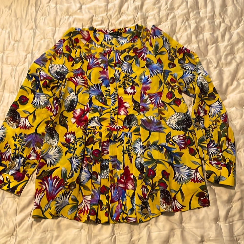 Like new JCrew yellow floral flowy blouse